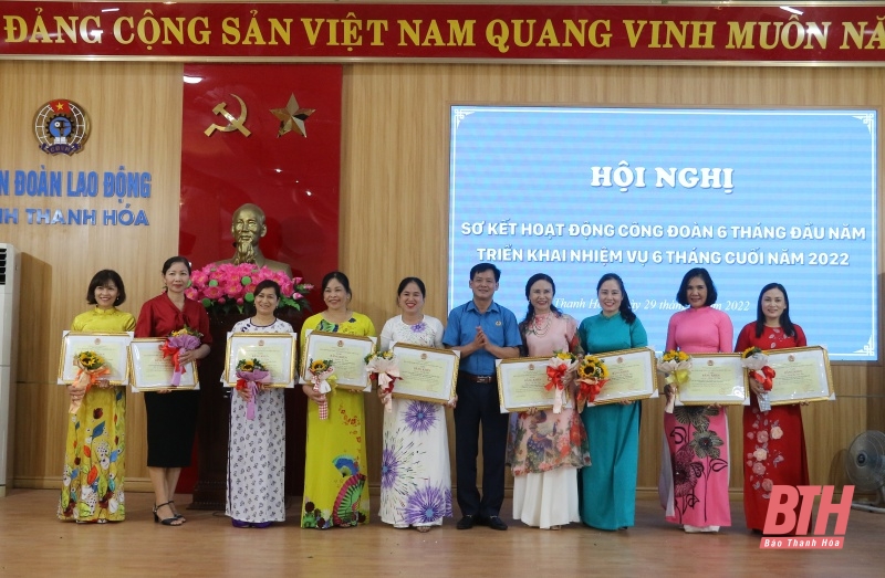 Đẩy mạnh hoạt động chăm lo, hỗ trợ cho đoàn viên, công nhân, viên chức, lao động