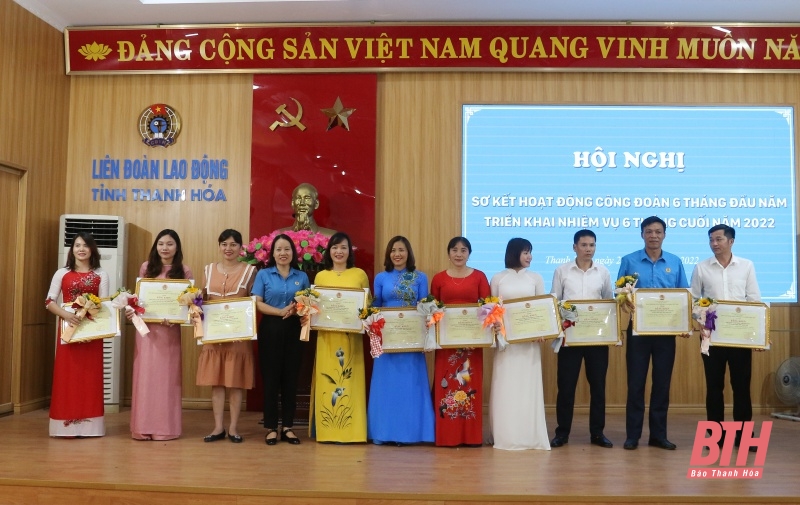 Đẩy mạnh hoạt động chăm lo, hỗ trợ cho đoàn viên, công nhân, viên chức, lao động