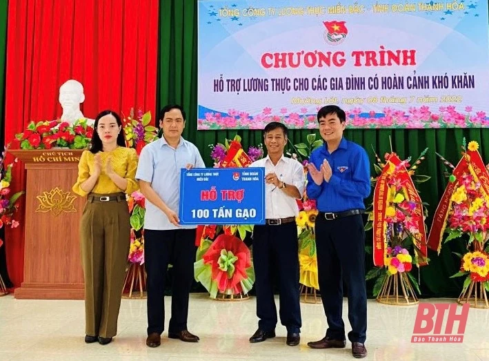 Hỗ trợ 100 tấn gạo cho người dân có hoàn cảnh khó khăn huyện Mường Lát