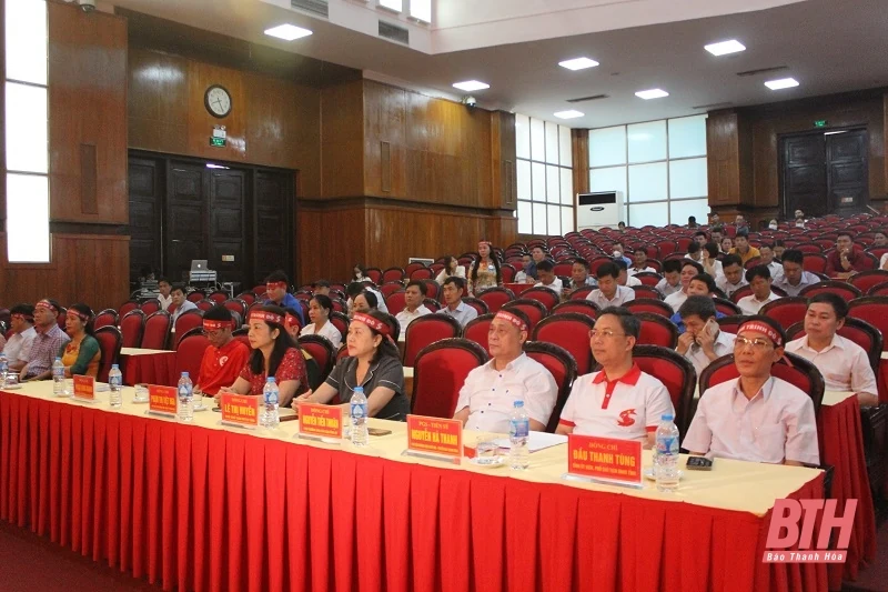 Khai mạc “Hành trình đỏ - Kết nối dòng máu Việt” lần thứ X tại Thanh Hóa và tôn vinh người hiến máu tiêu biểu năm 2022.