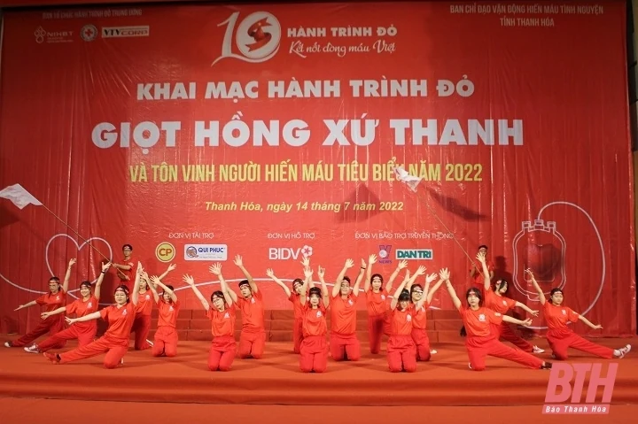 Khai mạc “Hành trình đỏ - Kết nối dòng máu Việt” lần thứ X tại Thanh Hóa và tôn vinh người hiến máu tiêu biểu năm 2022.
