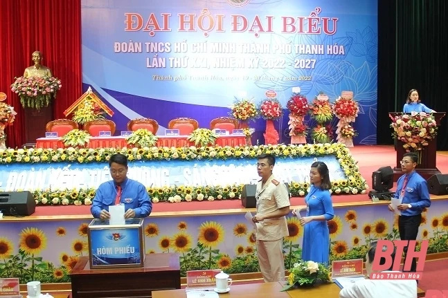 Phấn đấu đưa công tác đoàn và phong trào thanh, thiếu nhi TP Thanh Hóa trong nhóm dẫn đầu cả tỉnh