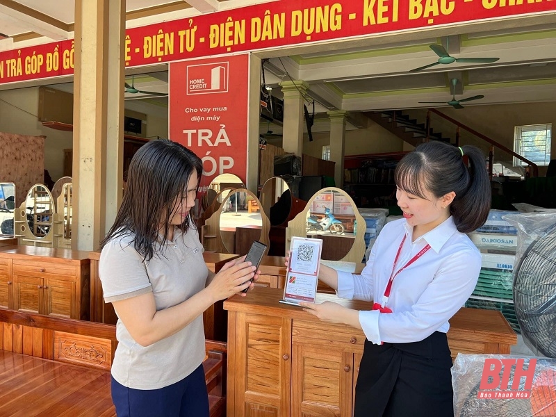 Agribank Nam Thanh Hóa ra quân phủ sóng VIETQR tại huyện Quảng Xương và TP Thanh Hóa