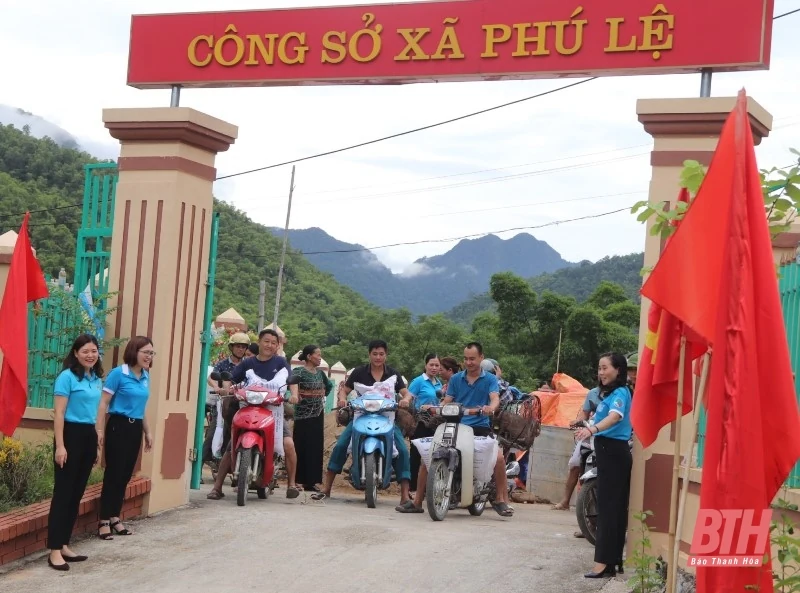 Ra mắt Tổ hợp tác chăn nuôi lợn nái đen sinh sản do phụ nữ làm chủ tại Quan Hóa