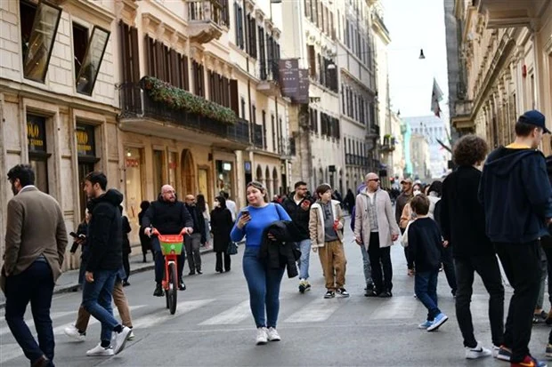EU: Số giấy phép cư trú cấp lần đầu tăng lên gần mức trước đại dịch