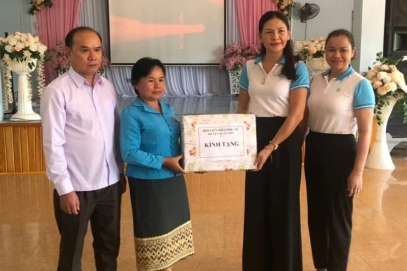 Hội LHPN tỉnh Thanh Hóa và Hội LHPN tỉnh Hủa Phăn ký kết Biên bản ghi nhớ giai đoạn 2022-2024
