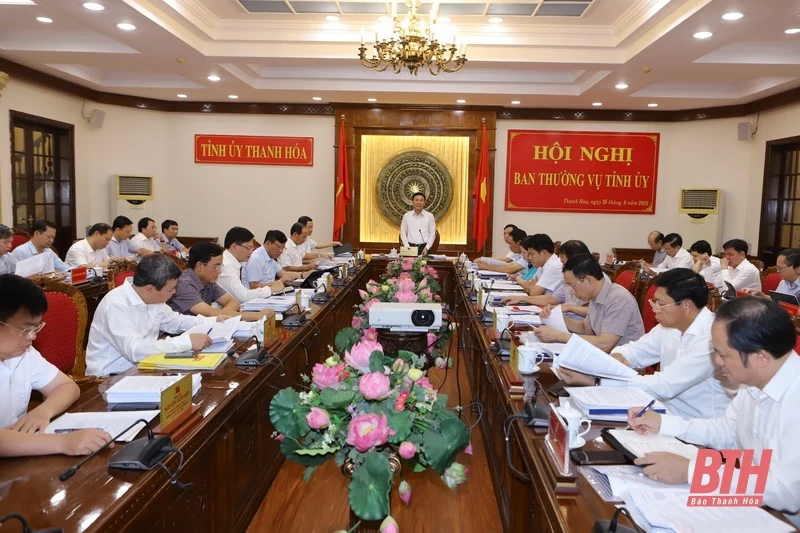 Ban Thường vụ Tỉnh ủy cho ý kiến vào các tờ trình của Ban Cán sự Đảng UBND tỉnh