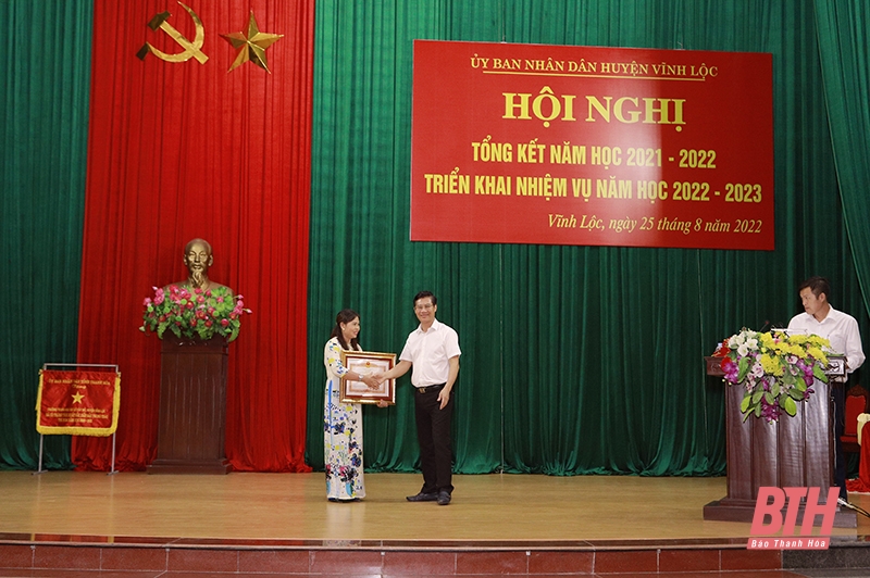 Huyện Vĩnh Lộc tổng kết năm học 2021 - 2022, triển khai nhiệm vụ năm học 2022 - 2023