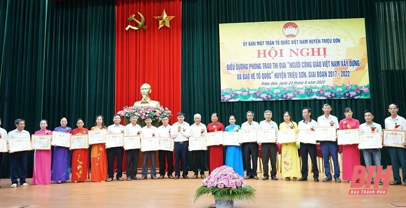 Triệu Sơn biểu dương “Người Công giáo Việt Nam xây dựng và bảo vệ Tổ quốc”