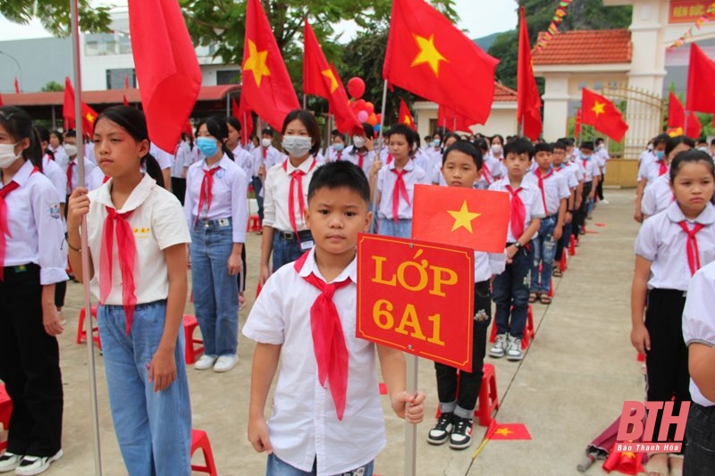 Náo nức ngày khai trường