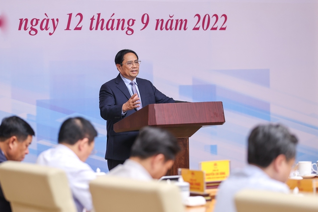 Thủ tướng nêu 5 nguyên tắc, 13 nhóm nhiệm vụ, giải pháp để ổn định kinh tế vĩ mô, kiểm soát lạm phát, thúc đẩy tăng trưởng và bảo đảm các cân đối lớn