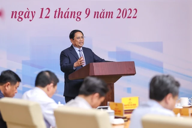 Thủ tướng nêu 5 nguyên tắc, 13 nhóm nhiệm vụ, giải pháp để ổn định kinh tế vĩ mô, kiểm soát lạm phát, thúc đẩy tăng trưởng và bảo đảm các cân đối lớn