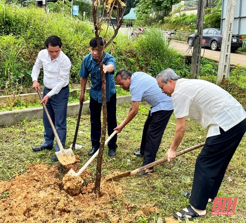 Phát động hưởng ứng Chiến dịch làm cho thế giới sạch hơn năm 2022