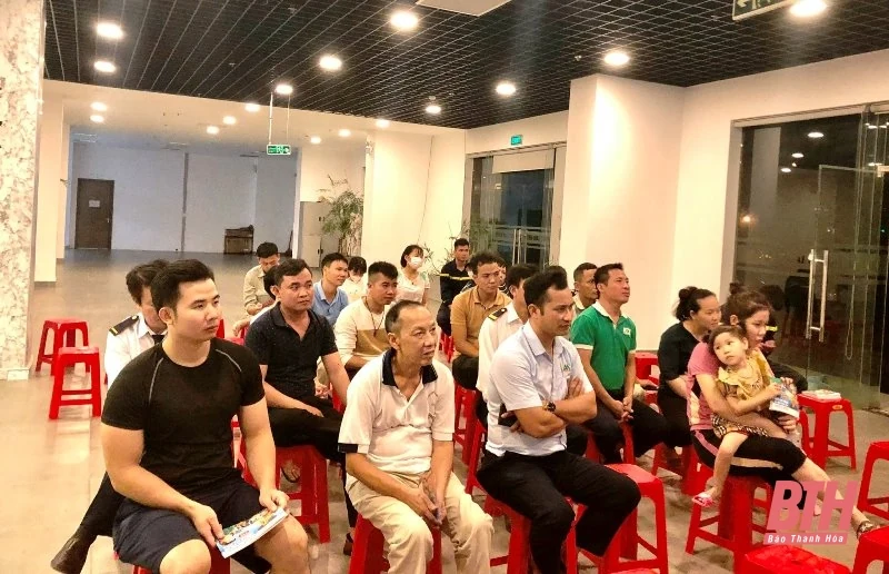 Phổ biến kiến thức phòng cháy, chữa cháy cho các hộ dân chung cư Xuân Mai