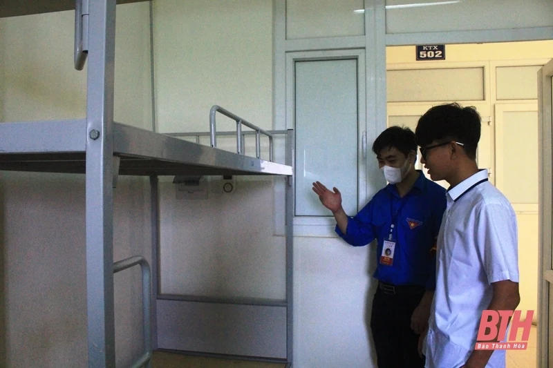 Trường Đại học Y Hà Nội phân hiệu Thanh Hóa đón 199 tân sinh viên