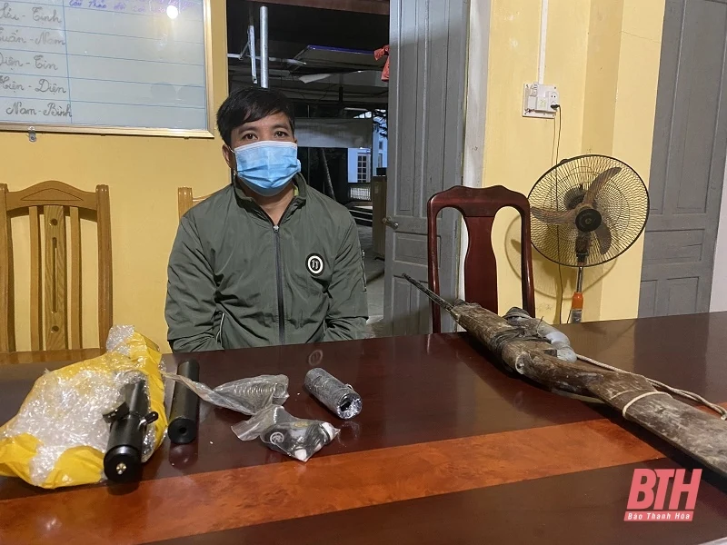 Vận động Nhân dân giao nộp 117 khẩu súng săn tự chế