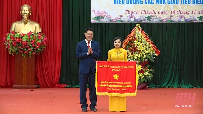 Huyện Thạch Thành kỷ niệm 40 năm ngày Nhà giáo Việt Nam