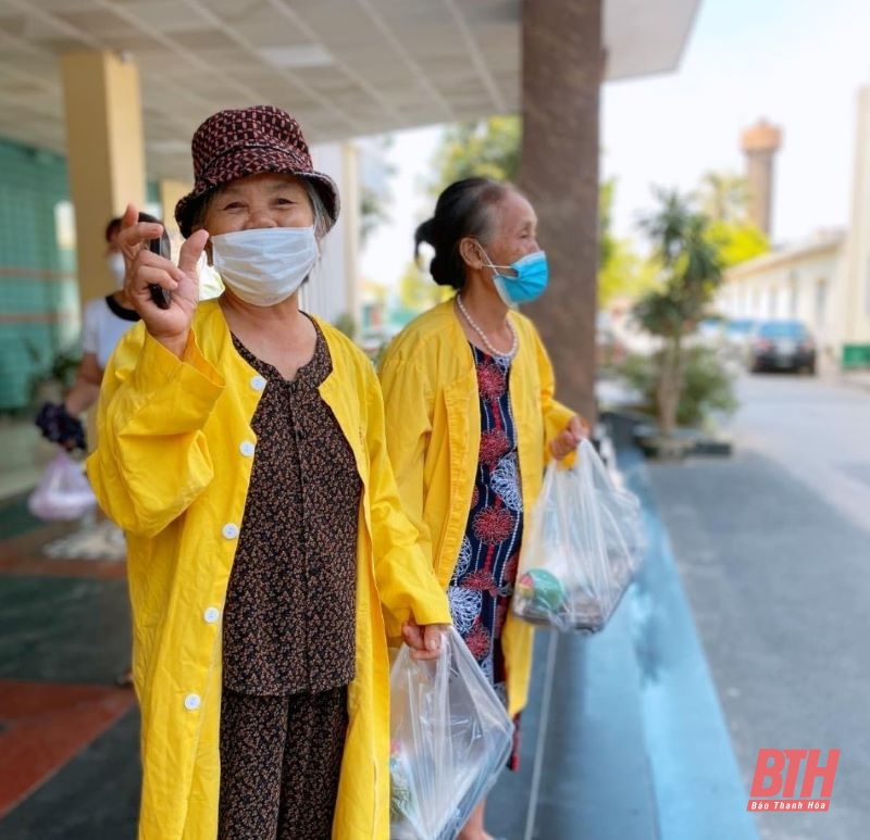 Ấm lòng những bữa cơm 0 đồng” tại Bệnh viện Đa khoa tỉnh Thanh Hóa