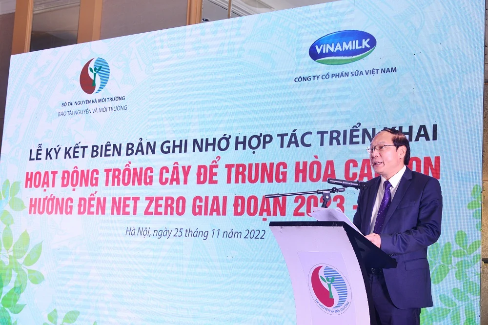 Tiếp nối thành công của Quỹ 1 triệu cây xanh, Vinamilk tiếp tục trồng cây hướng đến mục tiêu Net Zero 2050