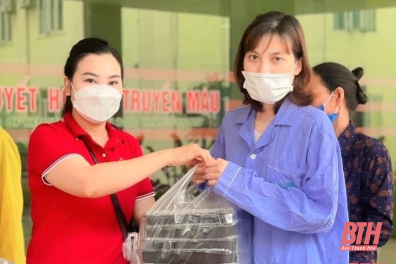 Ấm lòng những bữa cơm 0 đồng” tại Bệnh viện Đa khoa tỉnh Thanh Hóa