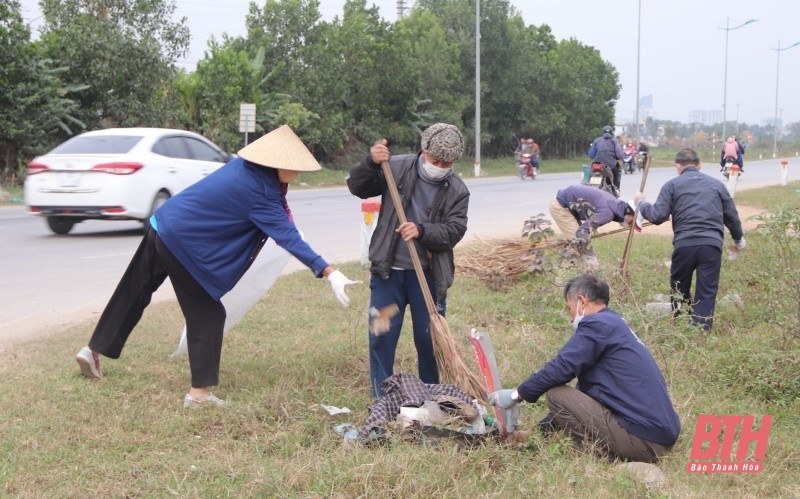 Hội LHPN TP Thanh Hóa chỉ đạo ra quân tổng dọn vệ sinh môi trường cuối tuần