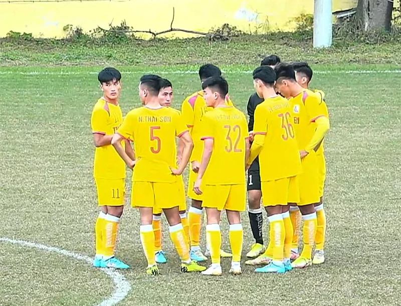 U21 Đông Á Thanh Hóa bị cầm chân trận ra quân Giải U21 quốc gia 2022