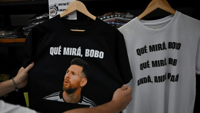 Messi dính chấn thương phải bỏ tập còn Benzema từ chối đá chung kết