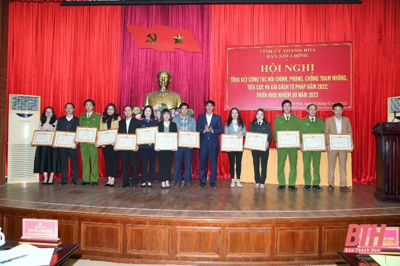 Tiếp tục thực hiện đồng bộ, có hiệu quả các giải pháp phòng ngừa tham nhũng