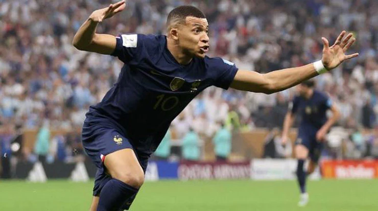 Mưa kỷ lục trong trận chung kết World Cup 2022
