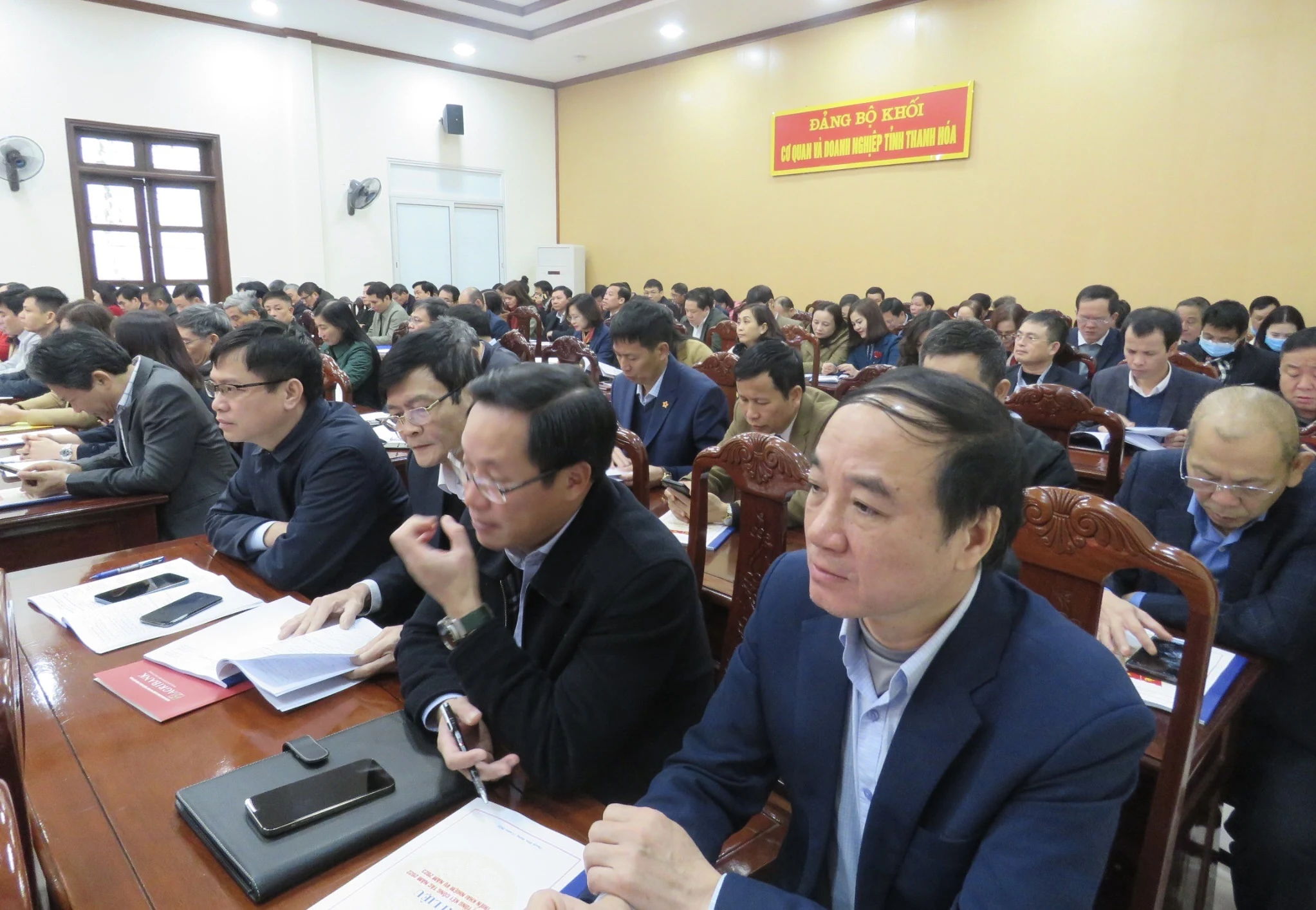 Nâng cao năng lực lãnh đạo, sức chiến đấu của tổ chức đảng và đảng viên trong Đảng ủy Khối Cơ quan và Doanh nghiệp tỉnh