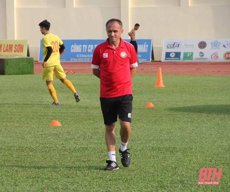 CLB Đông Á Thanh Hóa bổ nhiệm ông Svetislav Tanasijevic làm Giám đốc Trung tâm đào tạo bóng đá trẻ