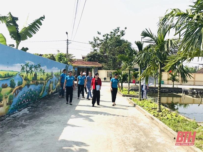 “Nhà sạch - vườn đẹp - tường rào xanh” tạo nên bức tranh làng quê đáng sống