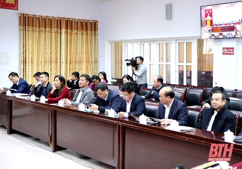 Tiếp tục triển khai thực hiện tốt các qui định, chính sách về công tác dân tộc