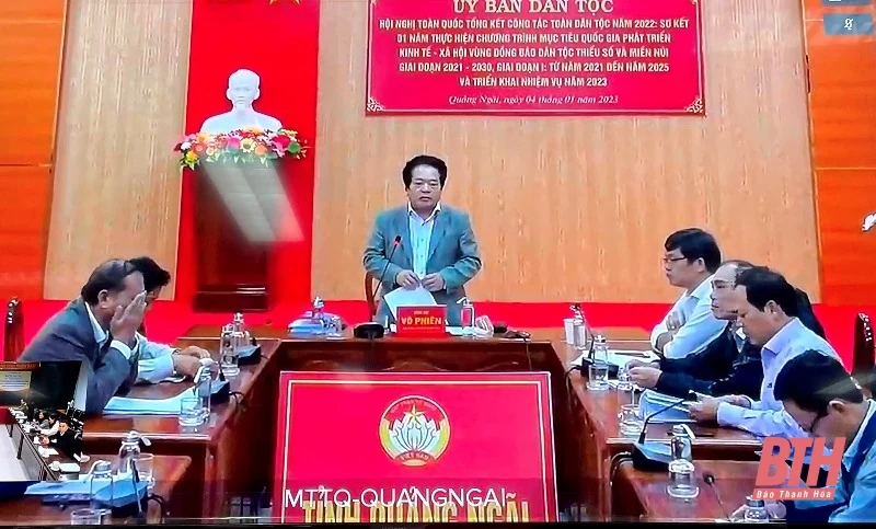 Tiếp tục triển khai thực hiện tốt các qui định, chính sách về công tác dân tộc