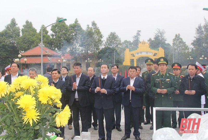 Chủ tịch UBND tỉnh Đỗ Minh Tuấn thăm, kiểm tra tình hình sản xuất, đời sống Nhân dân và một số đơn vị tại thị xã Nghi Sơn