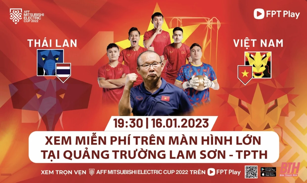 Cổ vũ ĐT Việt Nam gặp Thái Lan ở chung kết AFF Cup qua màn hình lớn tại Quảng trường Lam Sơn 
