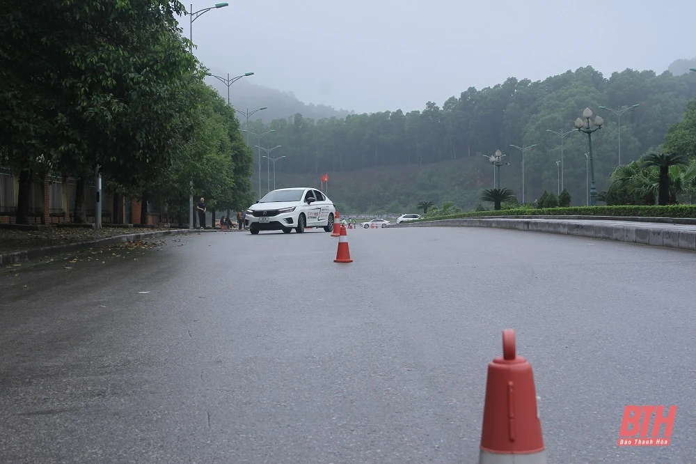 Lái xe an toàn cùng Honda Ô tô Thanh Hóa