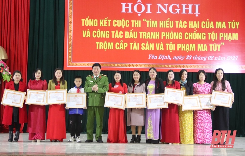 Yên Định: Trao giải cuộc thi “Tìm hiểu tác hại của ma túy và công tác đấu tranh phòng, chống tội phạm trộm cắp tài sản và tội phạm ma túy”