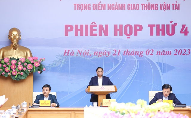 Thủ tướng Chính phủ chủ trì phiên họp về các công trình, dự án quan trọng quốc gia, trọng điểm ngành GTVT