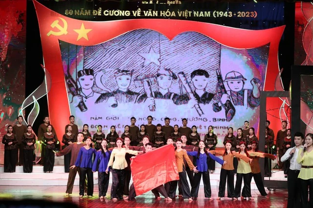 Thủ tướng: Nền văn hóa Việt Nam đã luôn và sẽ là sức mạnh trường tồn của dân tộc