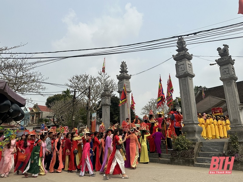 Độc đáo lễ tế ở đình làng Phú Điền