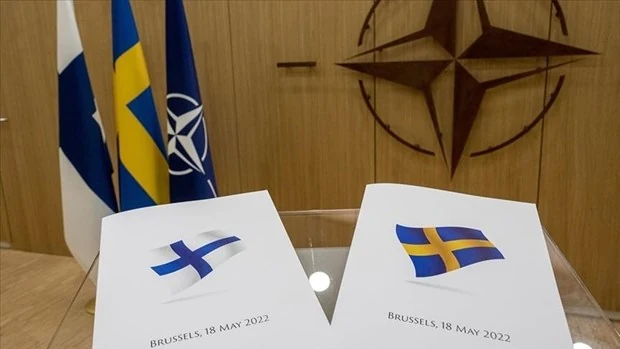 Hungary hoãn phê chuẩn đơn xin gia nhập NATO của Phần Lan và Thụy Điển