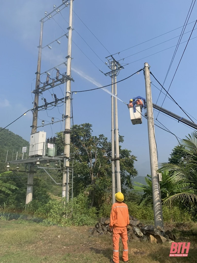 Điện lực Mường Lát ứng dụng công nghệ 4.0 trong quản lý, vận hành lưới điện