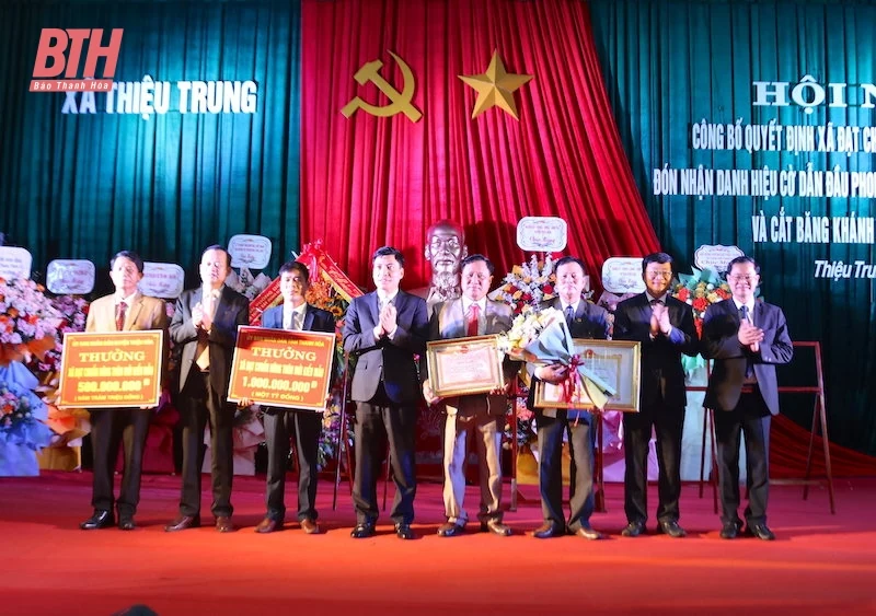 Xã Thiệu Trung đạt chuẩn nông thôn mới kiểu mẫu