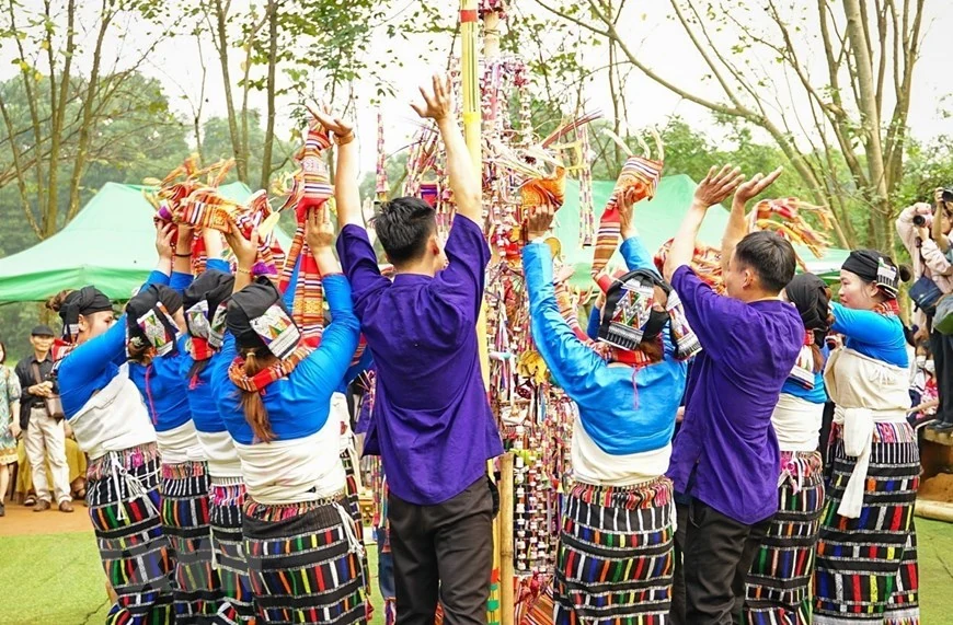 Tái hiện lễ hội Chá Mùn của dân tộc Thái tỉnh Thanh Hóa