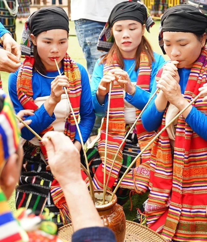Tái hiện lễ hội Chá Mùn của dân tộc Thái tỉnh Thanh Hóa