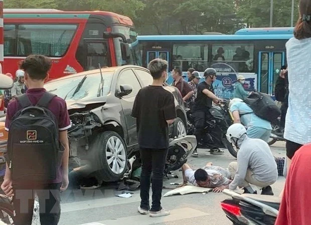 Thủ tướng chỉ thị tăng cường bảo đảm an toàn giao thông đường bộ