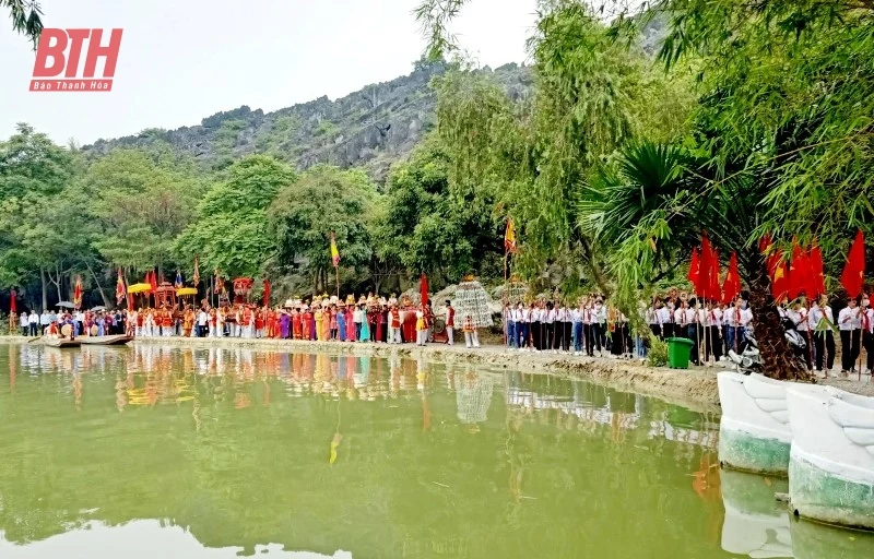 Đặc sắc Lễ hội Đền Đồng Cổ 