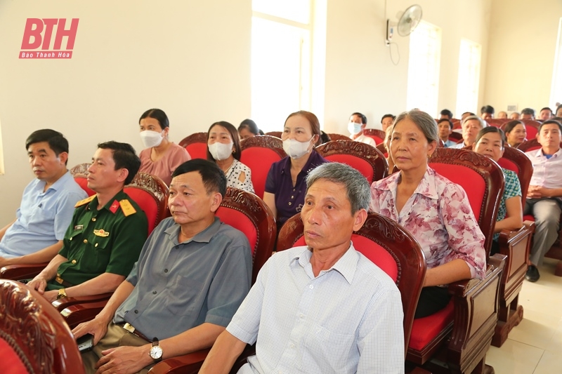 Đại biểu thuộc Đoàn ĐBQH tỉnh Thanh Hoá tiếp xúc cử tri huyện Hoằng Hóa
