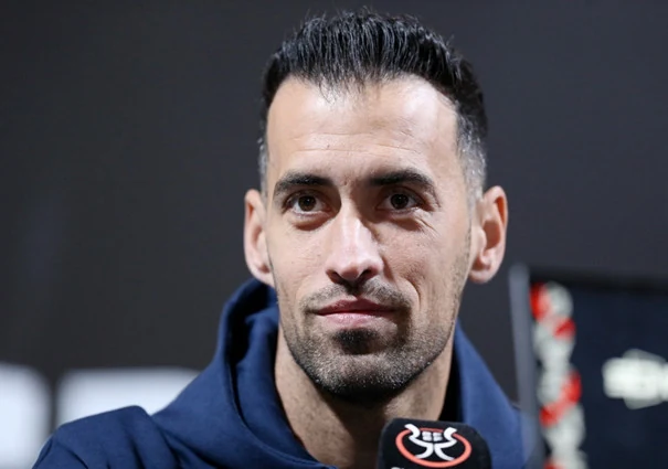 Busquets viết tâm thư: Châu Âu chia tay khối óc thiên tài